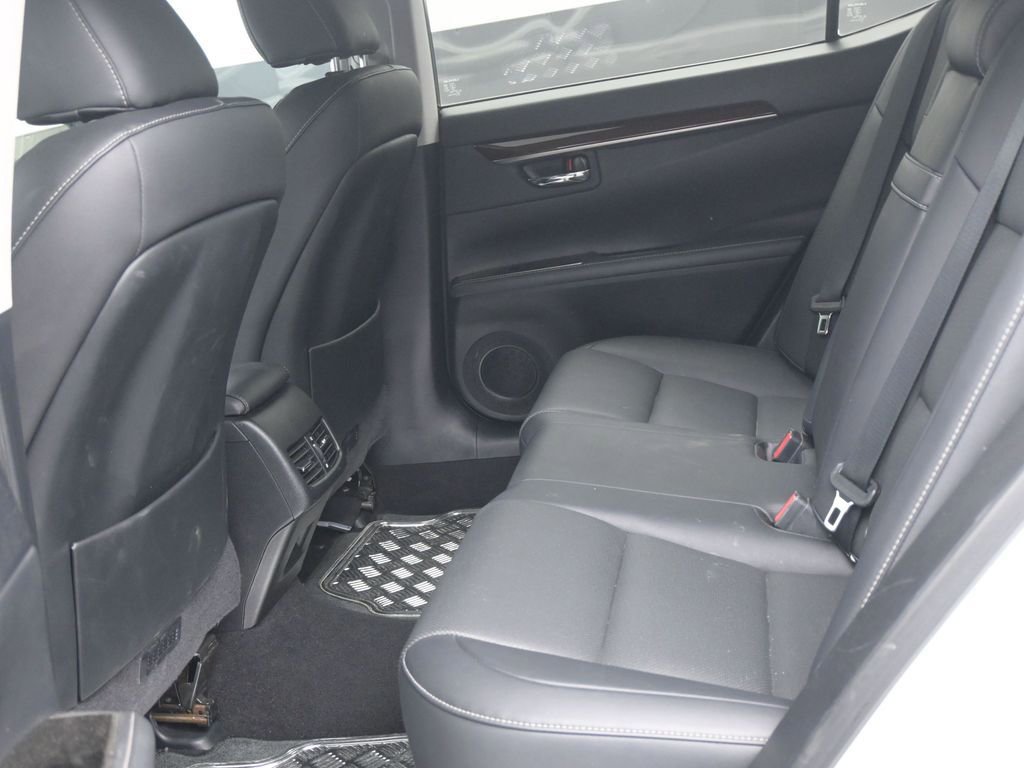 Used 2016 Lexus ES 350 w/ Premium Package w/Wood Trim image 13