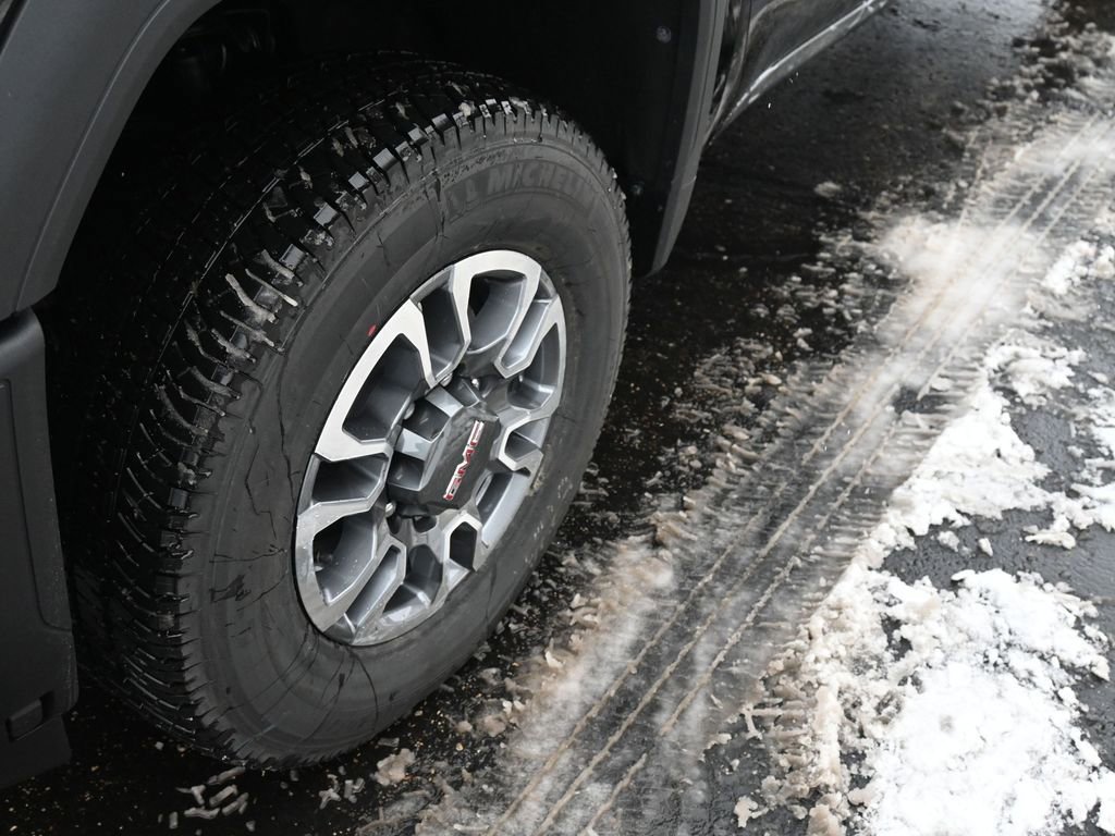 New 2026 GMC Sierra 3500 SLT image 12