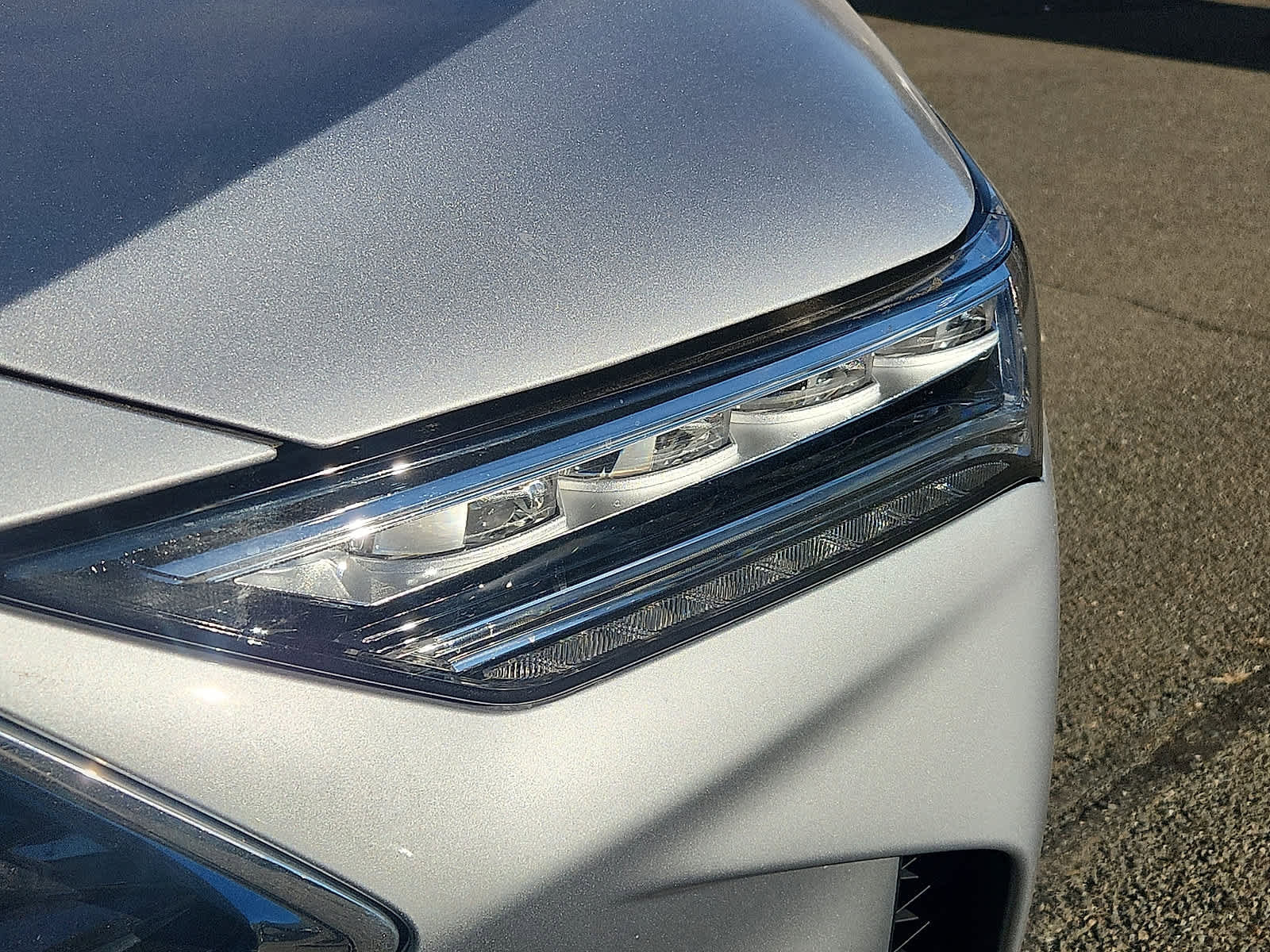 Certified 2025 Acura MDX SH-AWD w/ Technology Package image 10