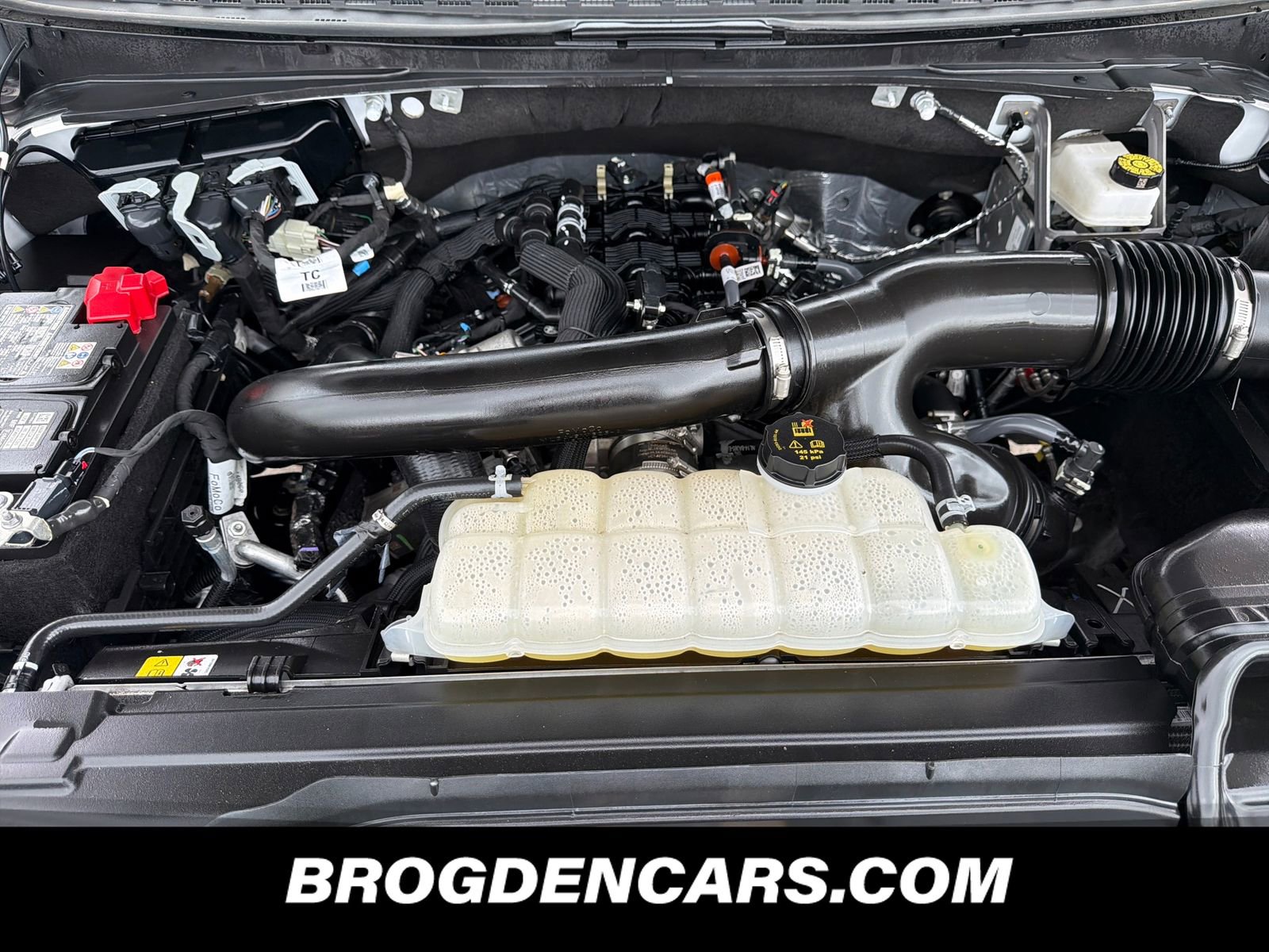 Used 2025 Ford Expedition Active AWD/4WD image 10