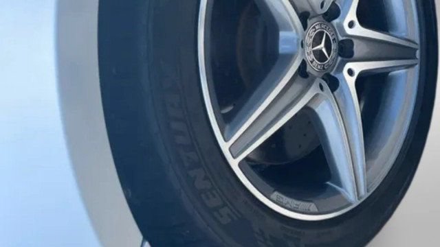 Used 2018 Mercedes-Benz E 400 Coupe w/ Premium 3 Package image 6