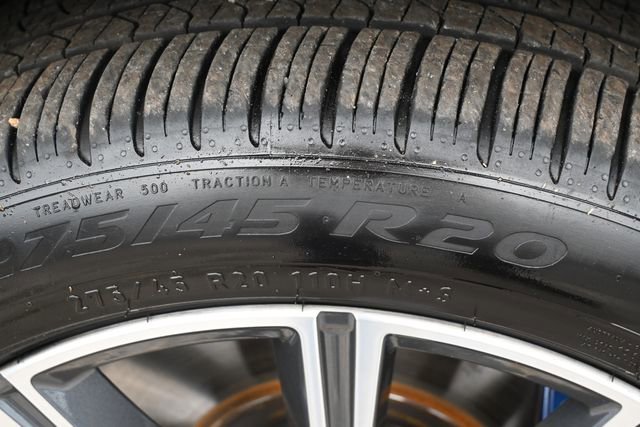 Used 2021 BMW X5 M50i w/ Dynamic Handling Package image 28