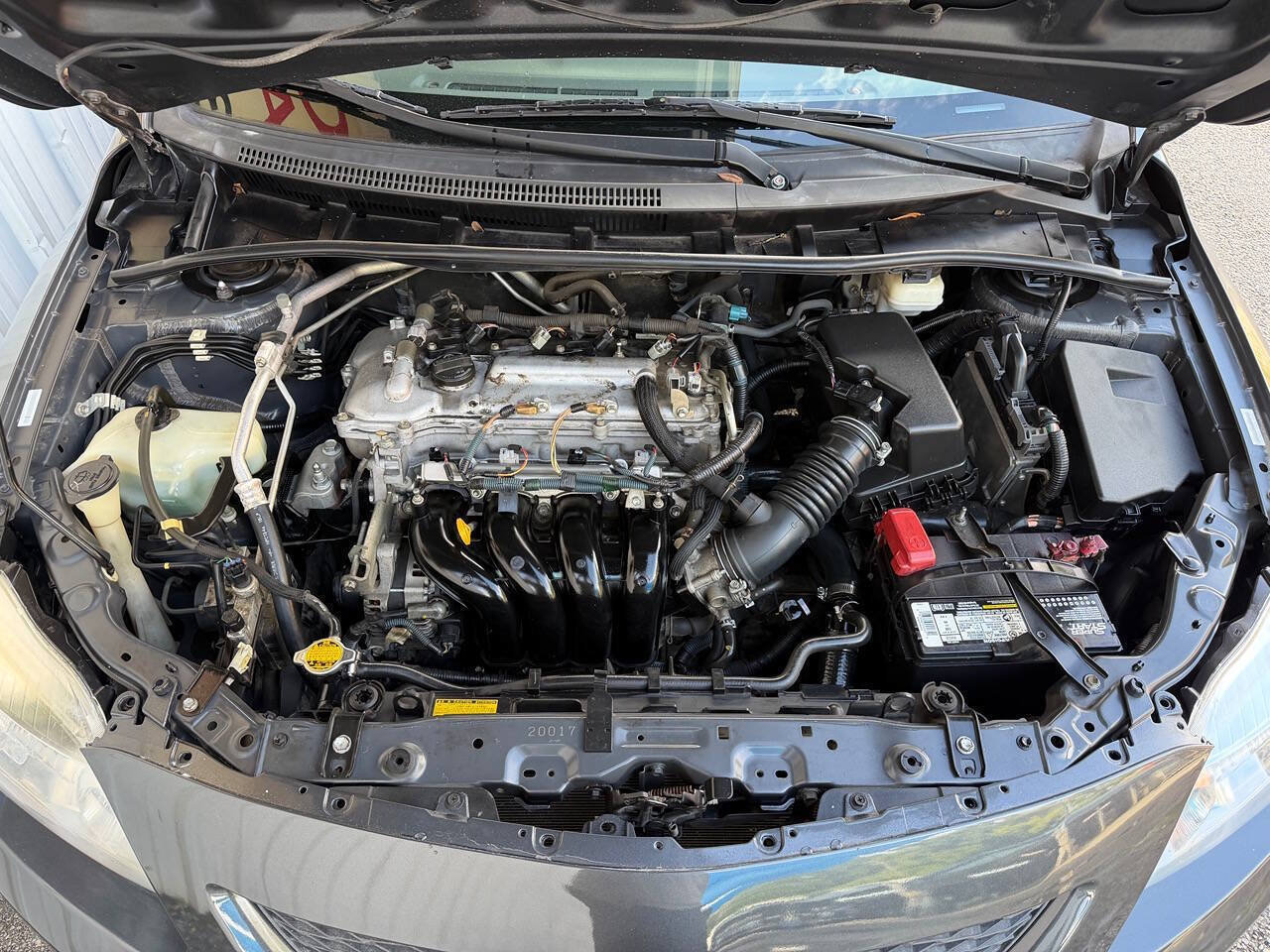 Used 2010 Toyota Corolla LE FWD image 25