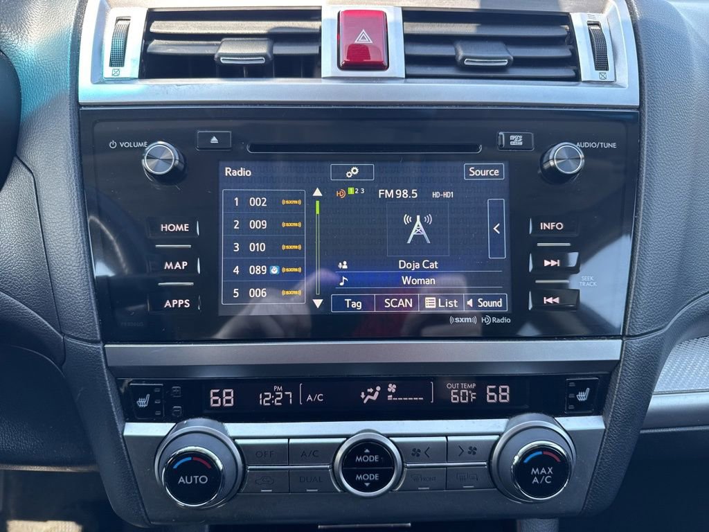 Used 2017 Subaru Outback 2.5i Premium image 32