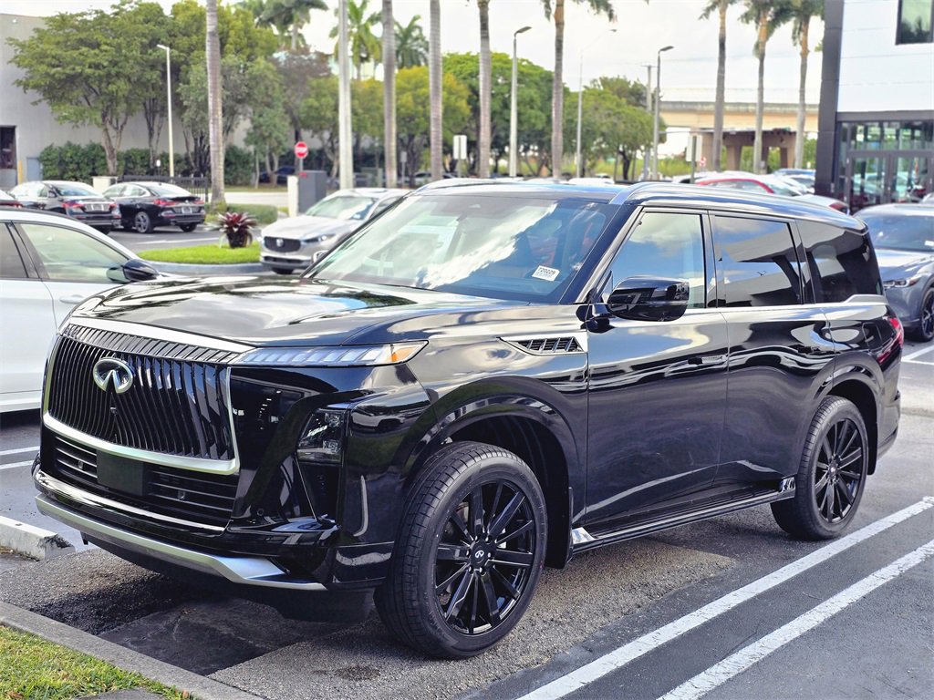 New 2026 INFINITI QX80 Luxe w/ Cargo Package