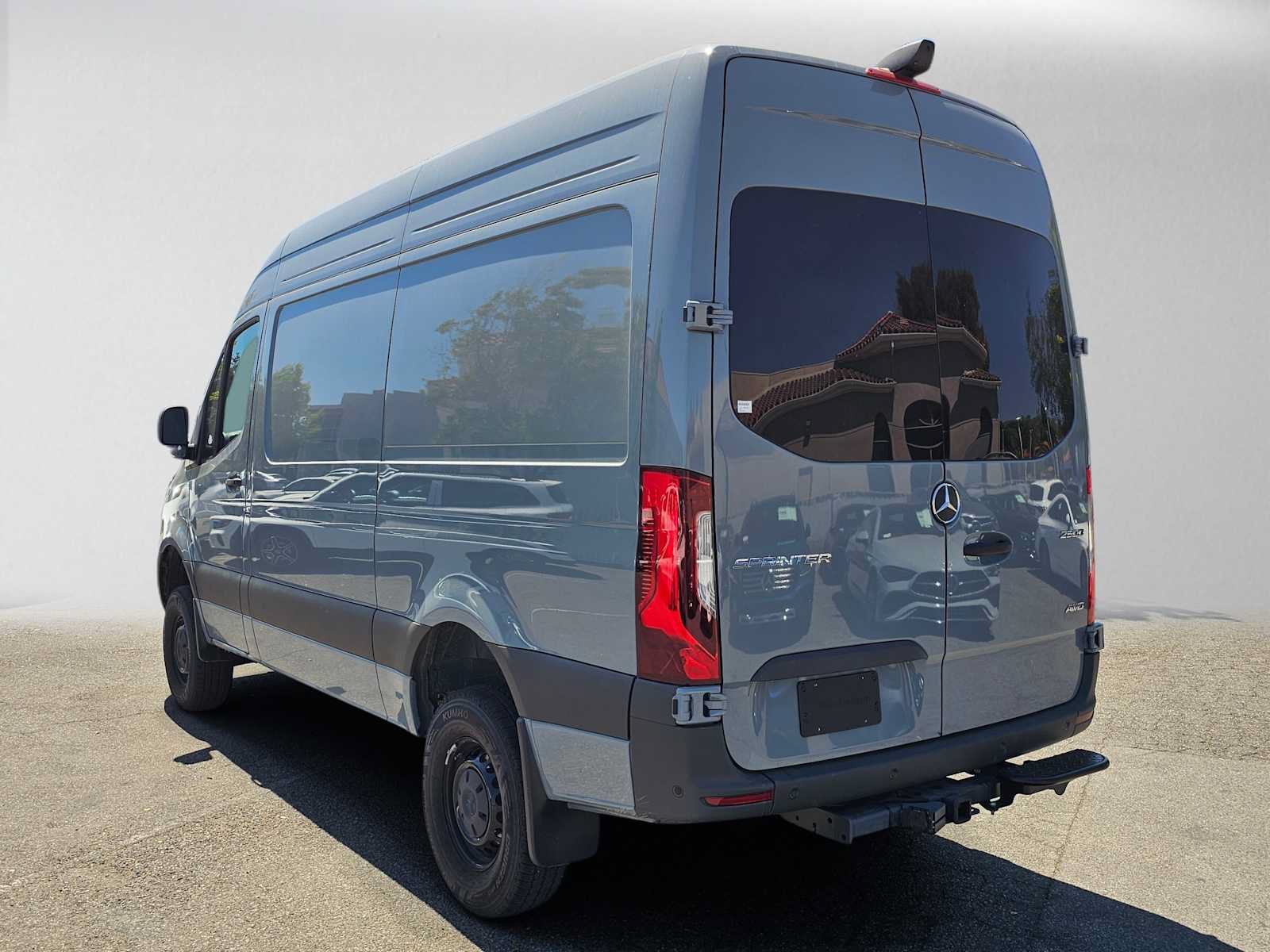 Used 2026 Mercedes-Benz Sprinter 2500 image 5