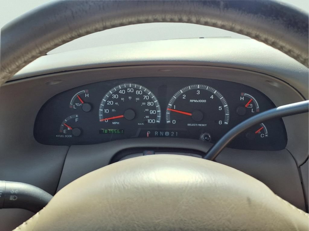 Used 2002 Ford F150 2WD SuperCab image 12