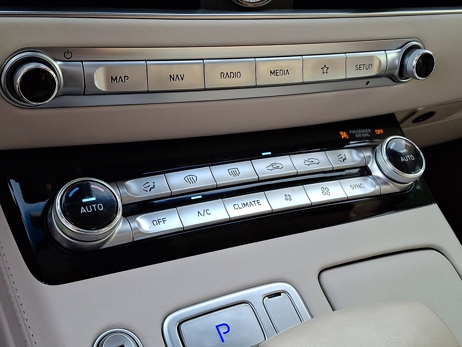 Used 2021 Genesis G90 5.0 Ultimate image 19