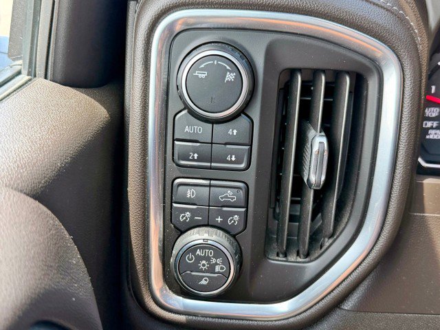 Used 2019 Chevrolet Silverado 1500 LTZ AWD/4WD image 26