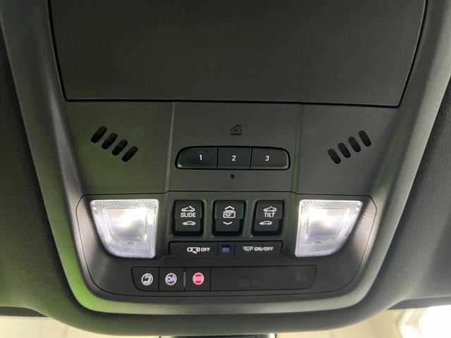 Used 2022 Buick Enclave Avenir w/ Trailering Package, 5000 lbs. AWD/4WD image 20