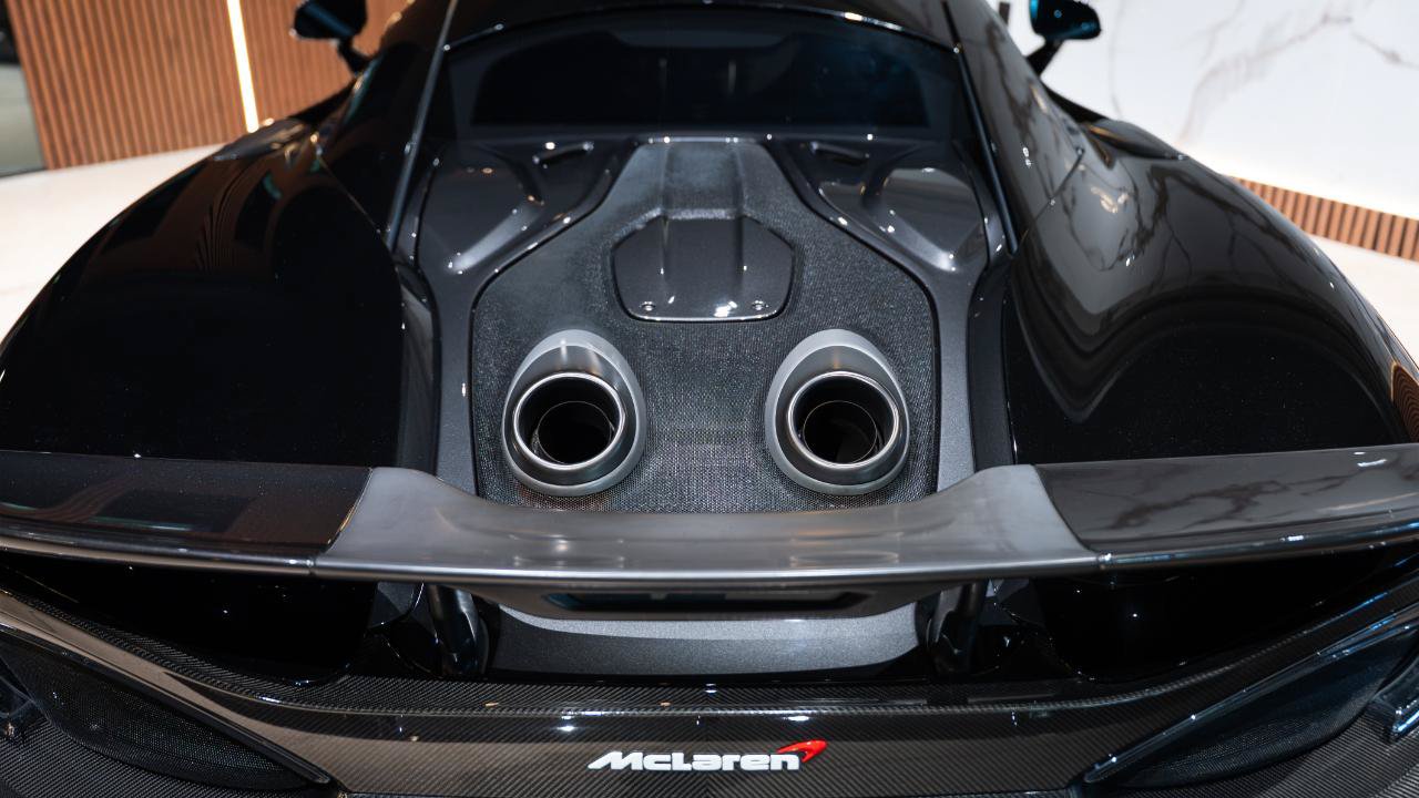 Used 2019 McLaren 600LT RWD image 39