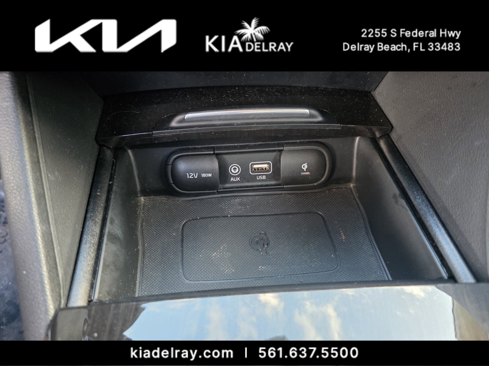 Used 2020 Hyundai Santa Fe Limited image 30