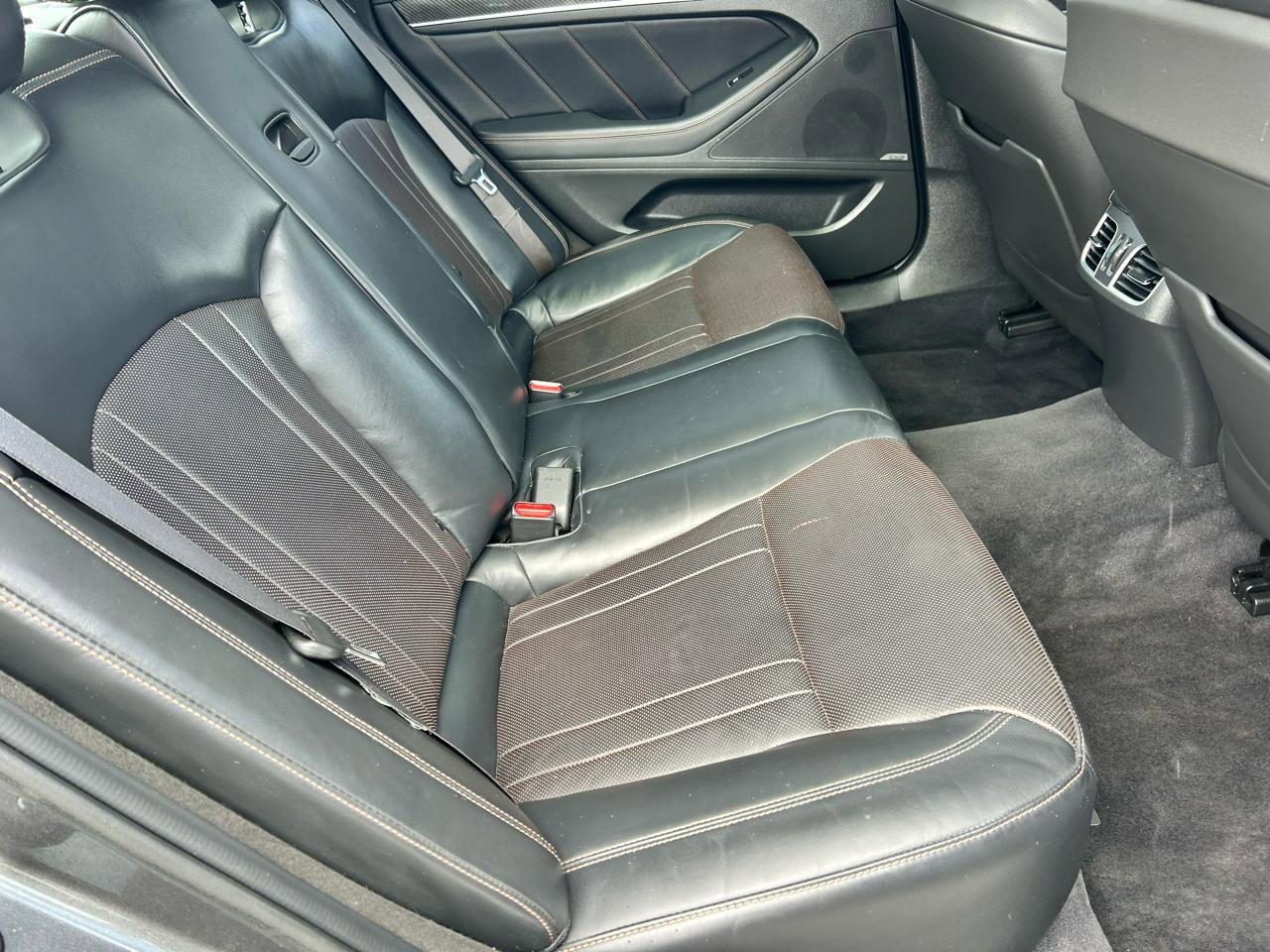 Used 2019 Genesis G80 3.3T Sport image 12