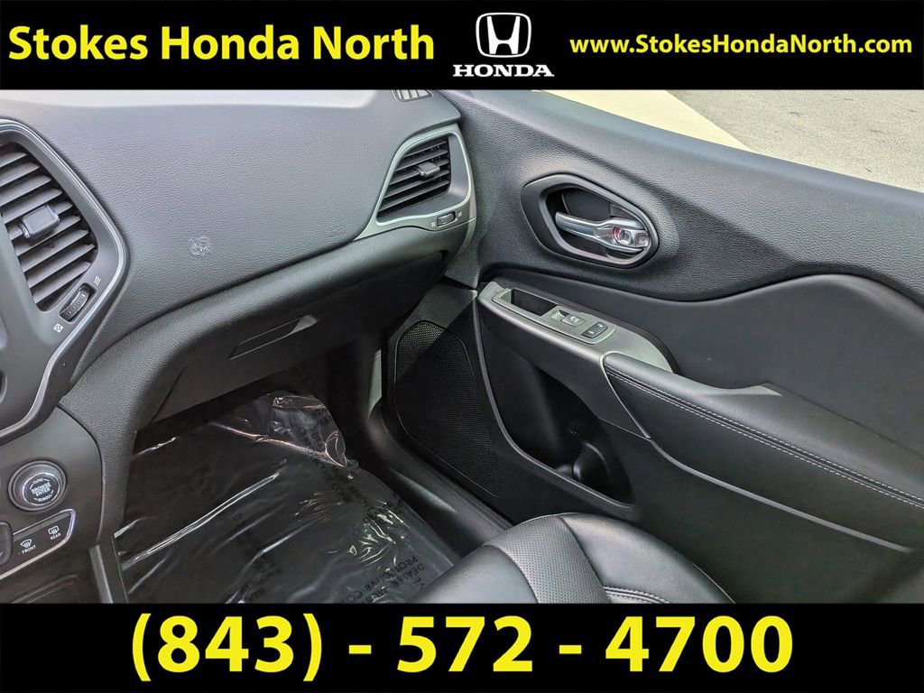 Used 2022 Jeep Cherokee Latitude Lux image 17