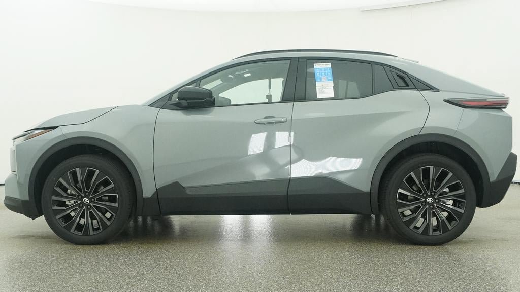 New 2026 Toyota C-HR AWD/4WD image 19