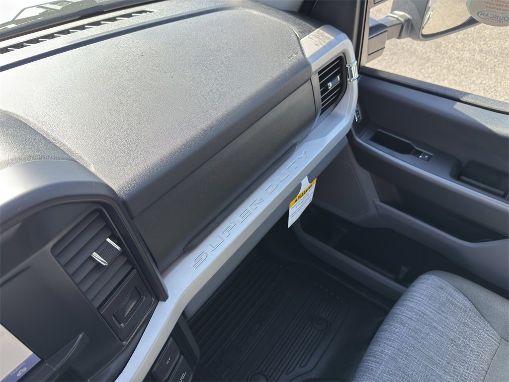 New 2026 Ford F350 XLT image 28