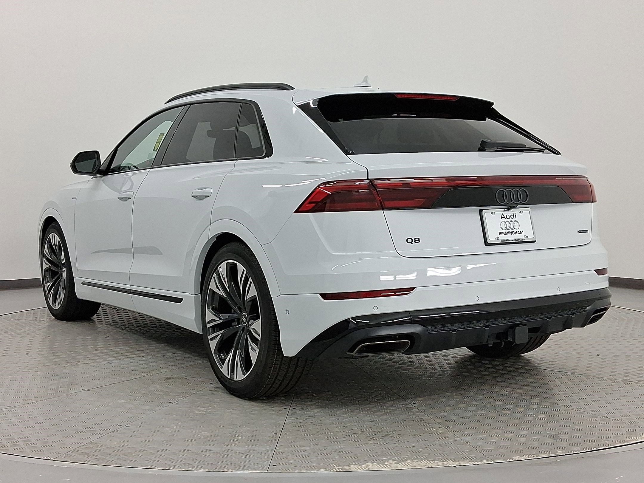New 2026 Audi Q8 Premium Plus image 3