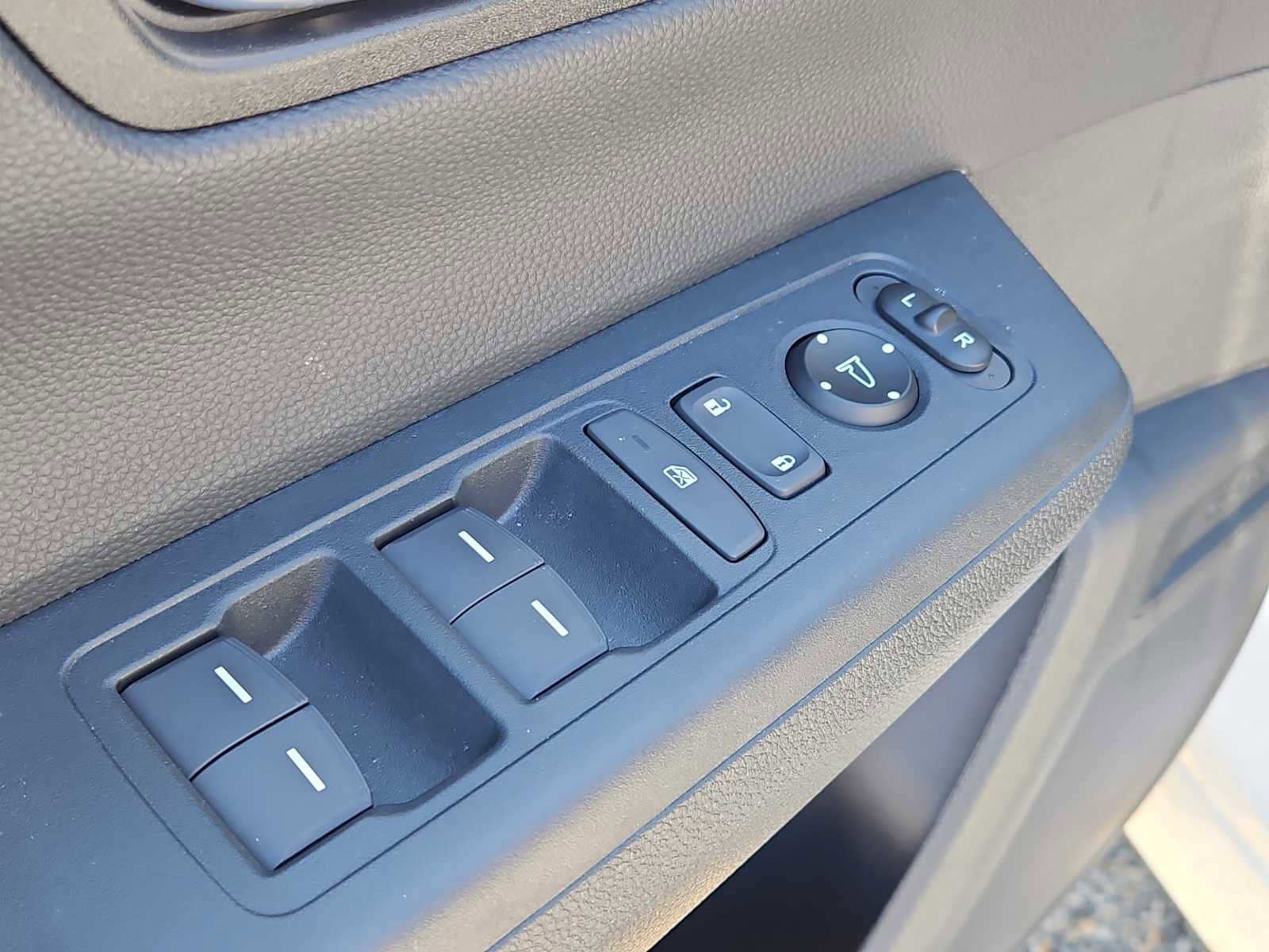 Certified 2025 Honda CR-V Sport-L image 21