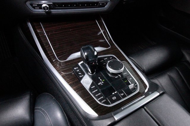 Used 2020 BMW X7 xDrive40i w/ Cold Weather Package image 15