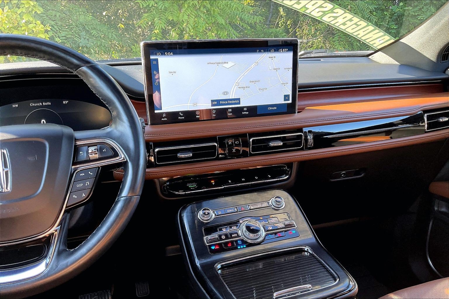 Used 2022 Lincoln Nautilus Reserve AWD/4WD image 6