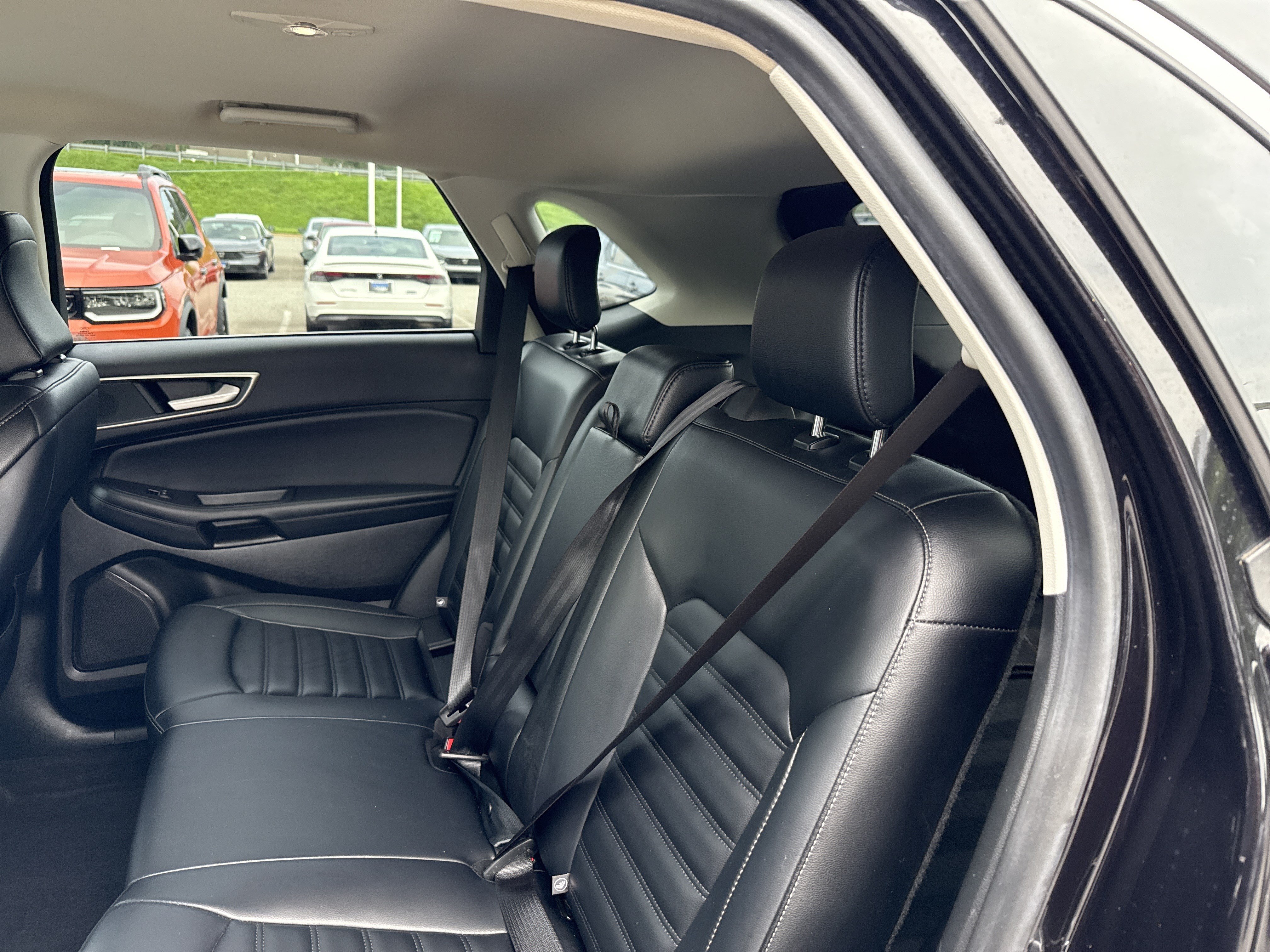 Used 2024 Ford Edge SEL AWD/4WD image 31