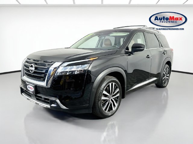 Used 2024 Nissan Pathfinder Platinum w/ Cargo Package AWD/4WD image 5
