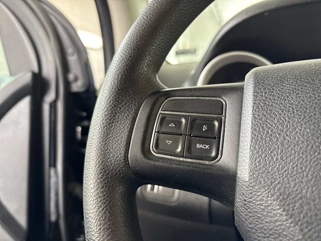 Used 2016 Dodge Journey SXT w/ Comfort/Convenience Group AWD/4WD image 32