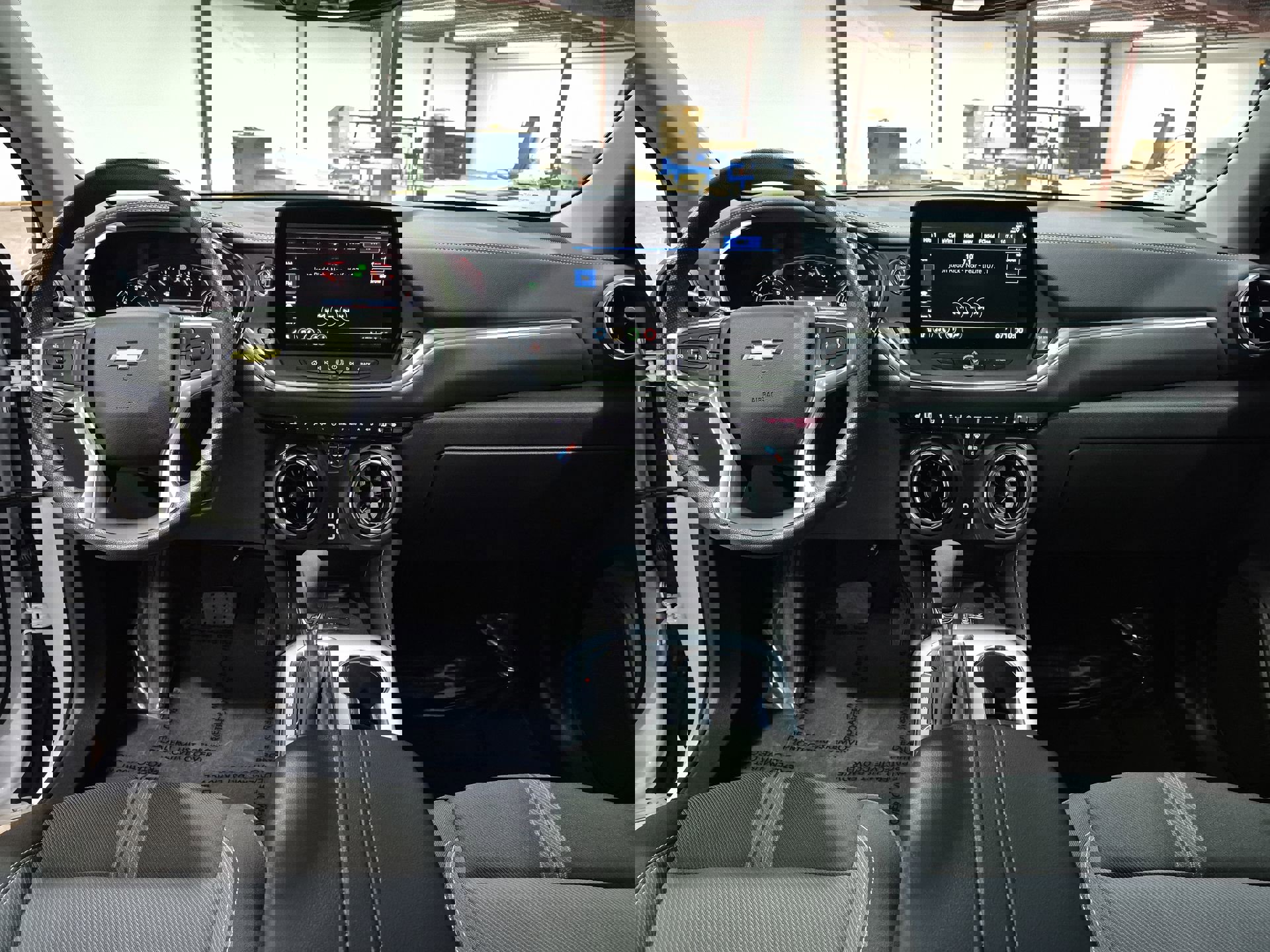 Certified 2024 Chevrolet Blazer LT w/ Convenience Package image 20