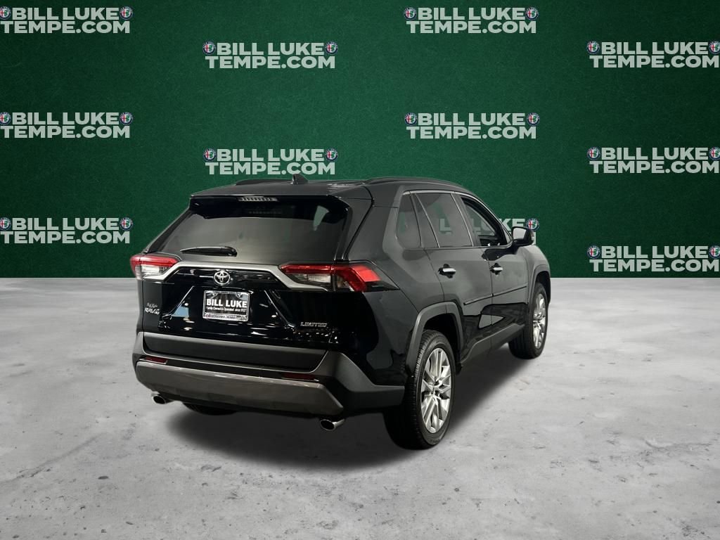 Used 2021 Toyota RAV4 Limited image 6