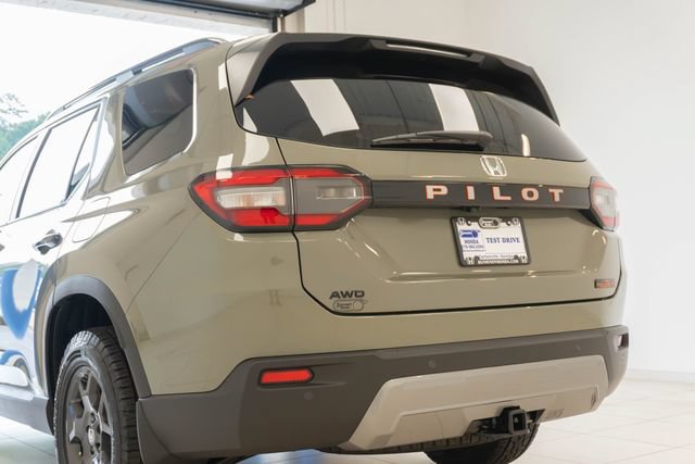 New 2026 Honda Pilot TrailSport image 10
