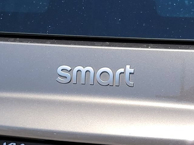 Used 2009 smart fortwo Coupe RWD image 15