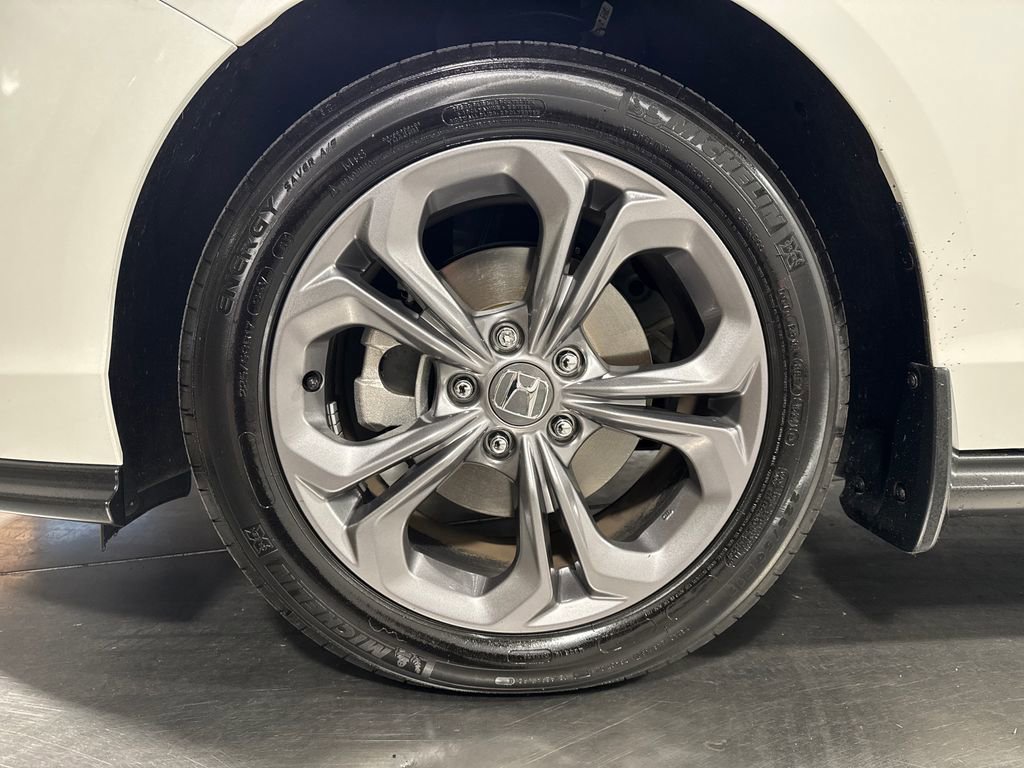 Certified 2024 Honda Accord EX image 14