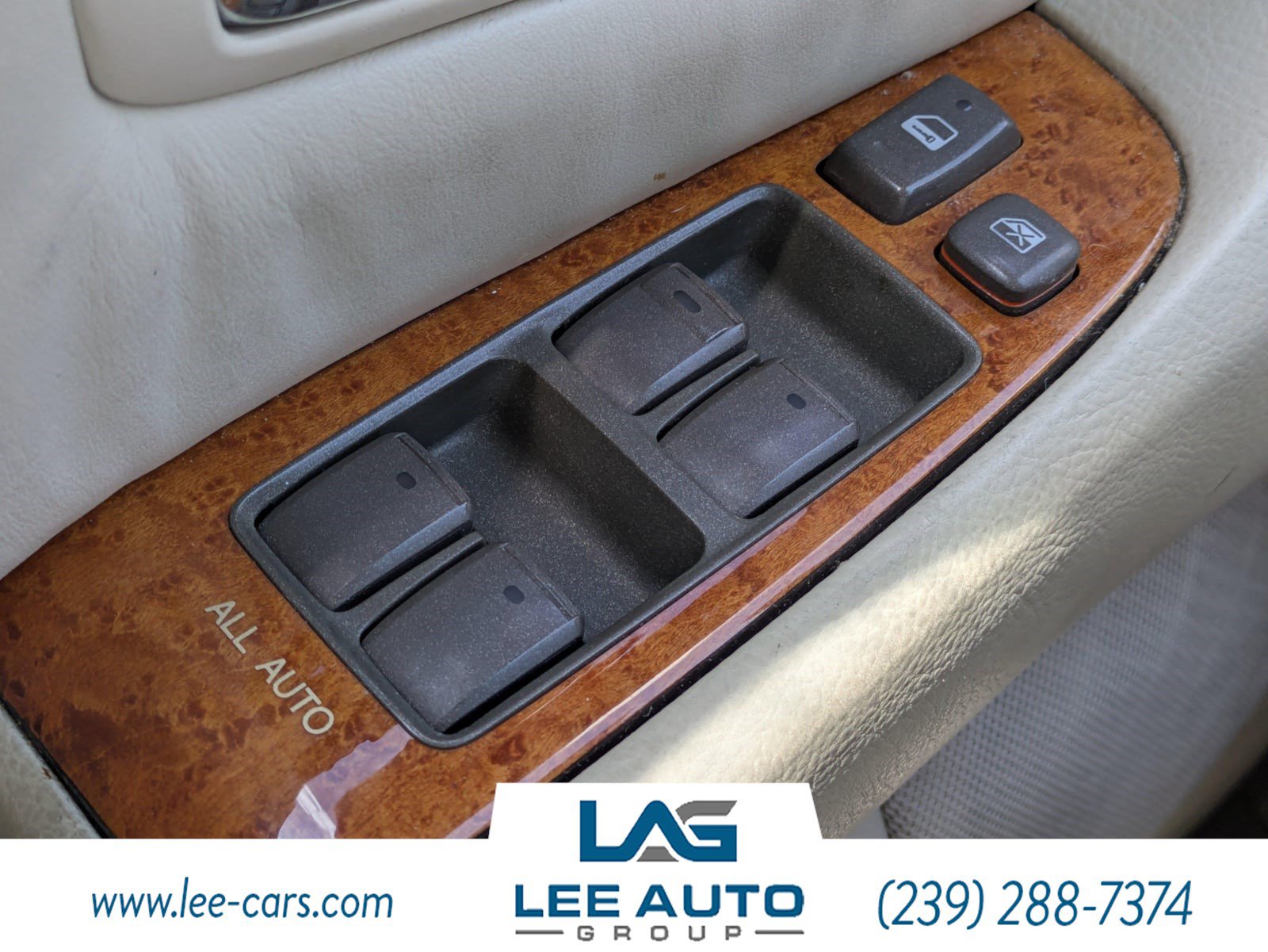 Used 2001 Lexus LS 430 RWD image 18