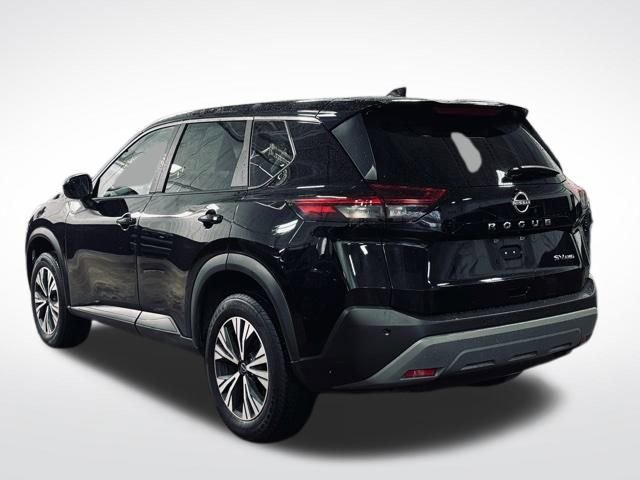 Used 2023 Nissan Rogue SV image 9