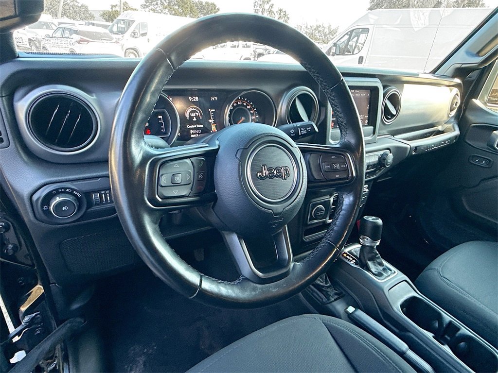 Used 2021 Jeep Wrangler Unlimited Sport image 12