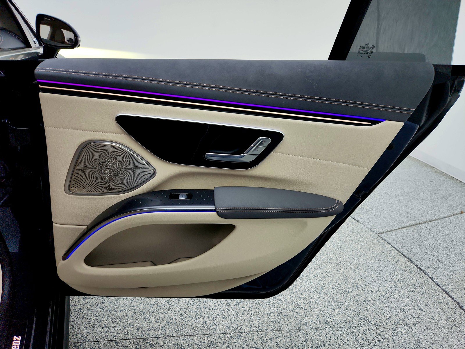 Certified 2023 Mercedes-Benz EQS 450+ Sedan image 28