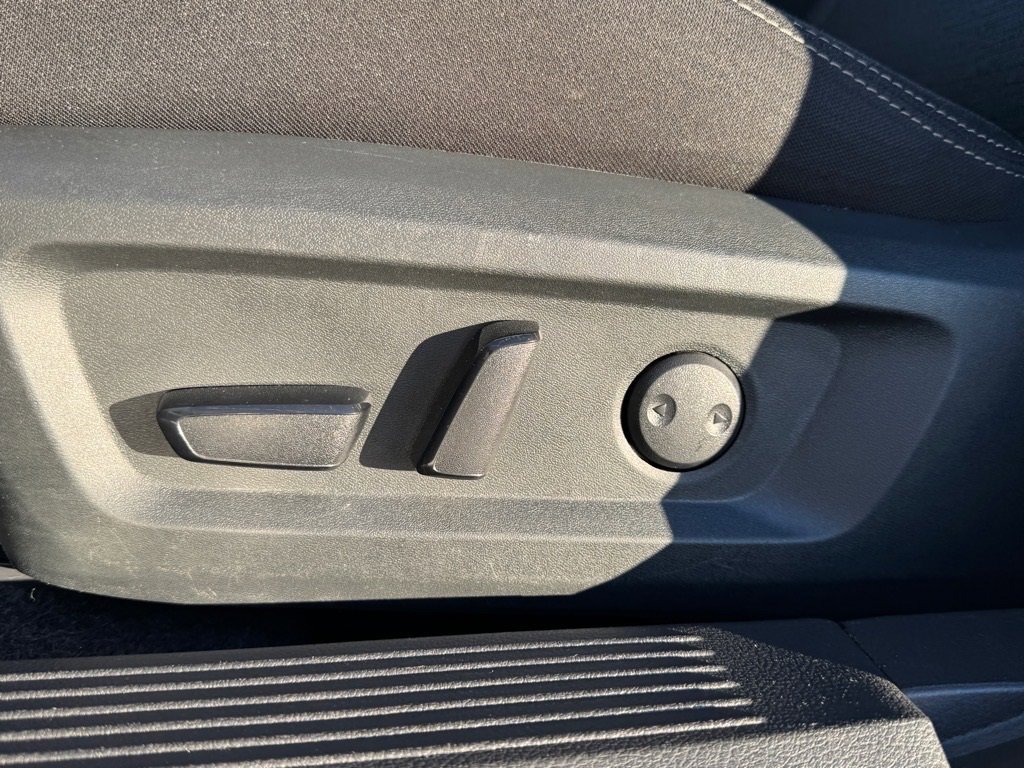 Certified 2023 Nissan Rogue SV image 14