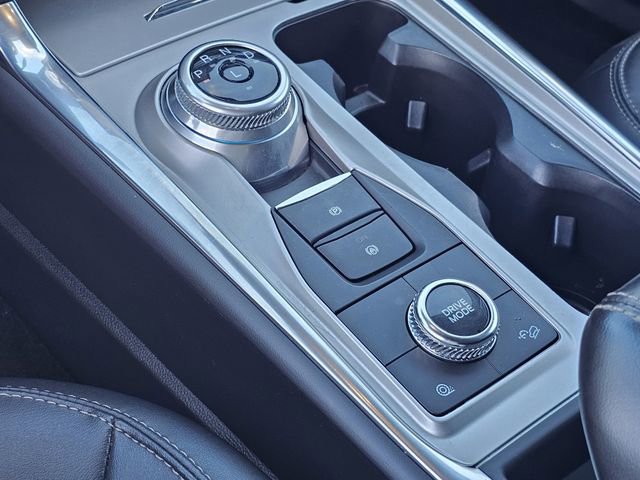 Certified 2022 Ford Explorer XLT w/ Equipment Group 202A image 22