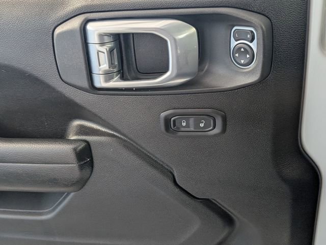 Used 2022 Jeep Wrangler Unlimited Sport image 26