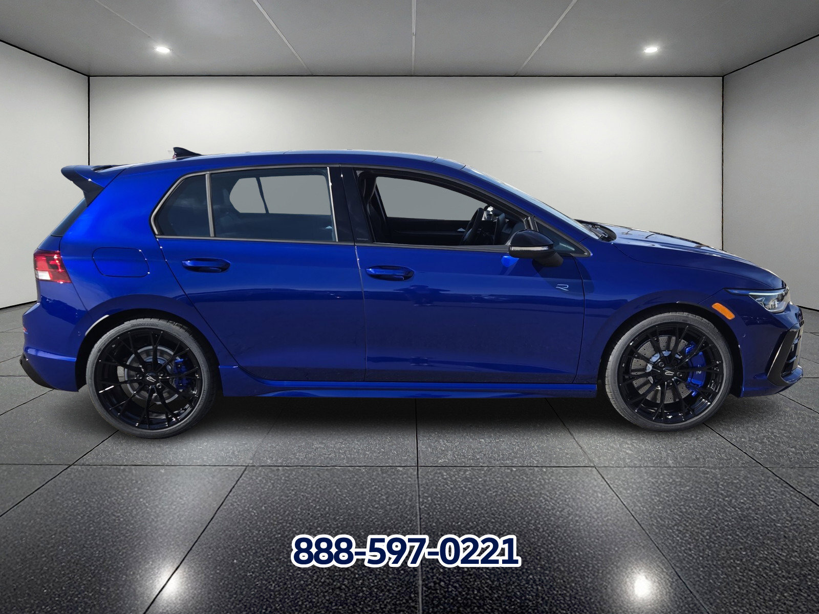 New 2026 Volkswagen Golf 2.0T image 2