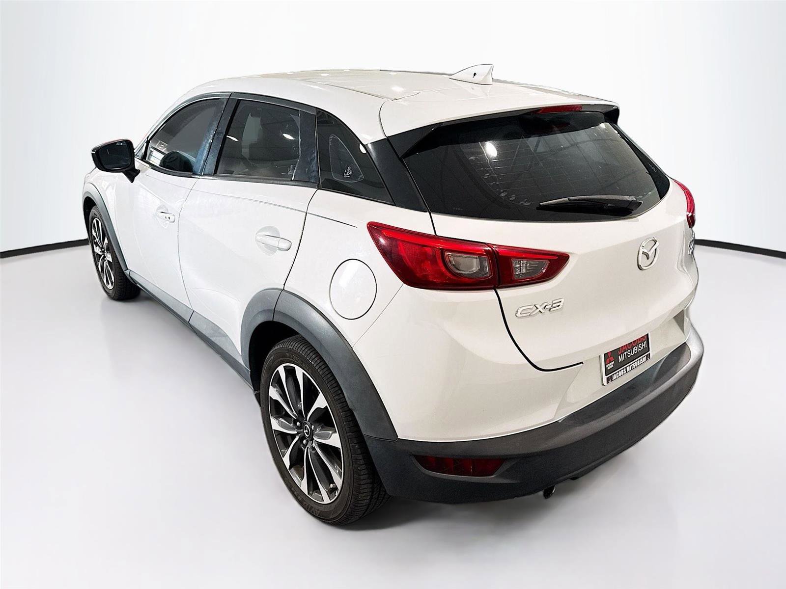 Used 2019 MAZDA CX-3 Touring w/ Preferred Equipment Package image 3