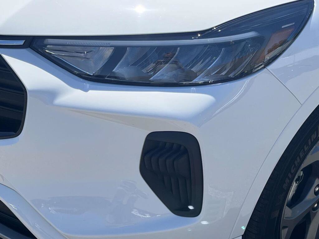 Certified 2023 Ford Escape ST-Line w/ Tech Pack #1 AWD/4WD image 13