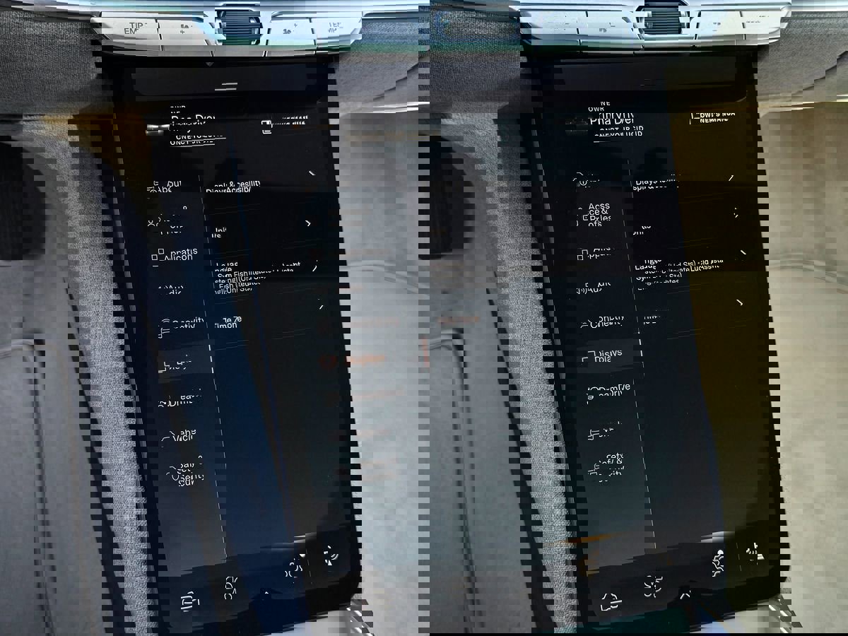 Used 2022 Lucid Air Grand Touring image 38