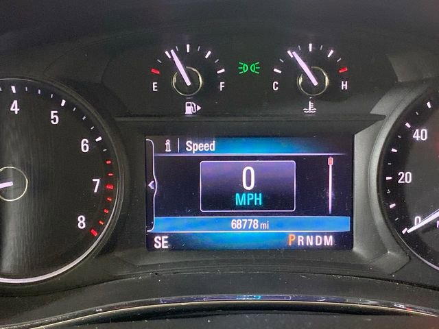 Used 2021 Buick Encore Preferred w/ Safety Package II image 39