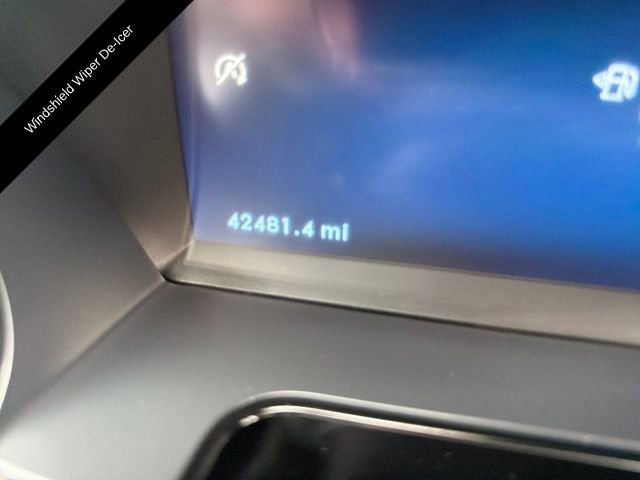 Used 2023 Lincoln Corsair Standard w/ Equipment Group 101A image 21