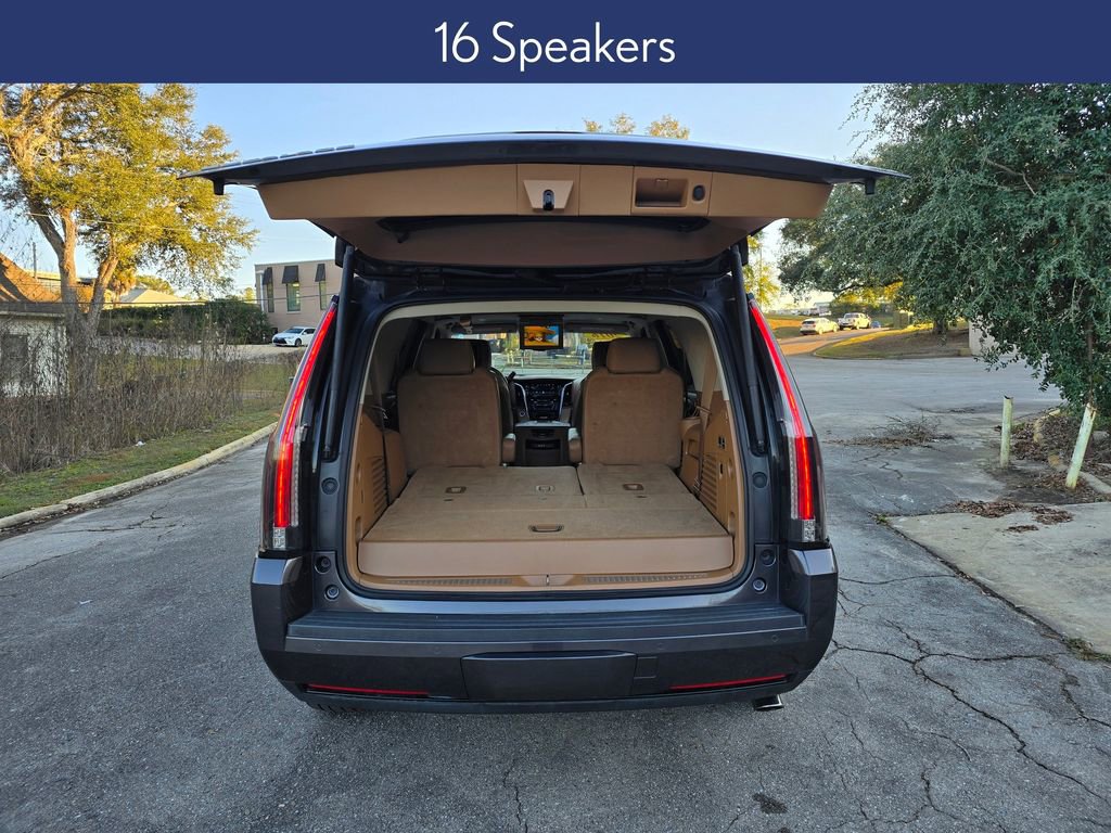 Used 2016 Cadillac Escalade Platinum image 9
