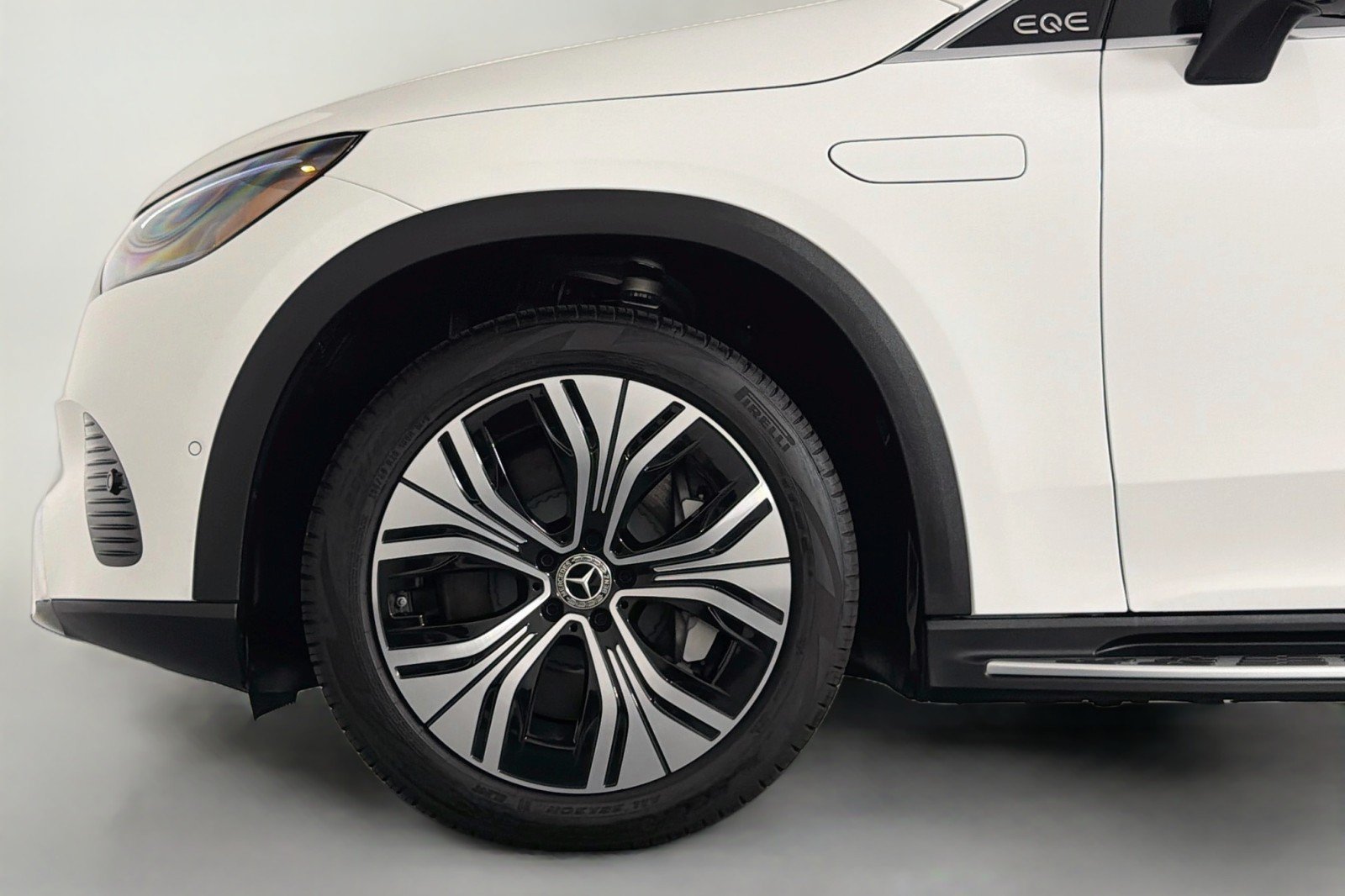 Certified 2026 Mercedes-Benz EQE 320 4MATIC SUV image 11