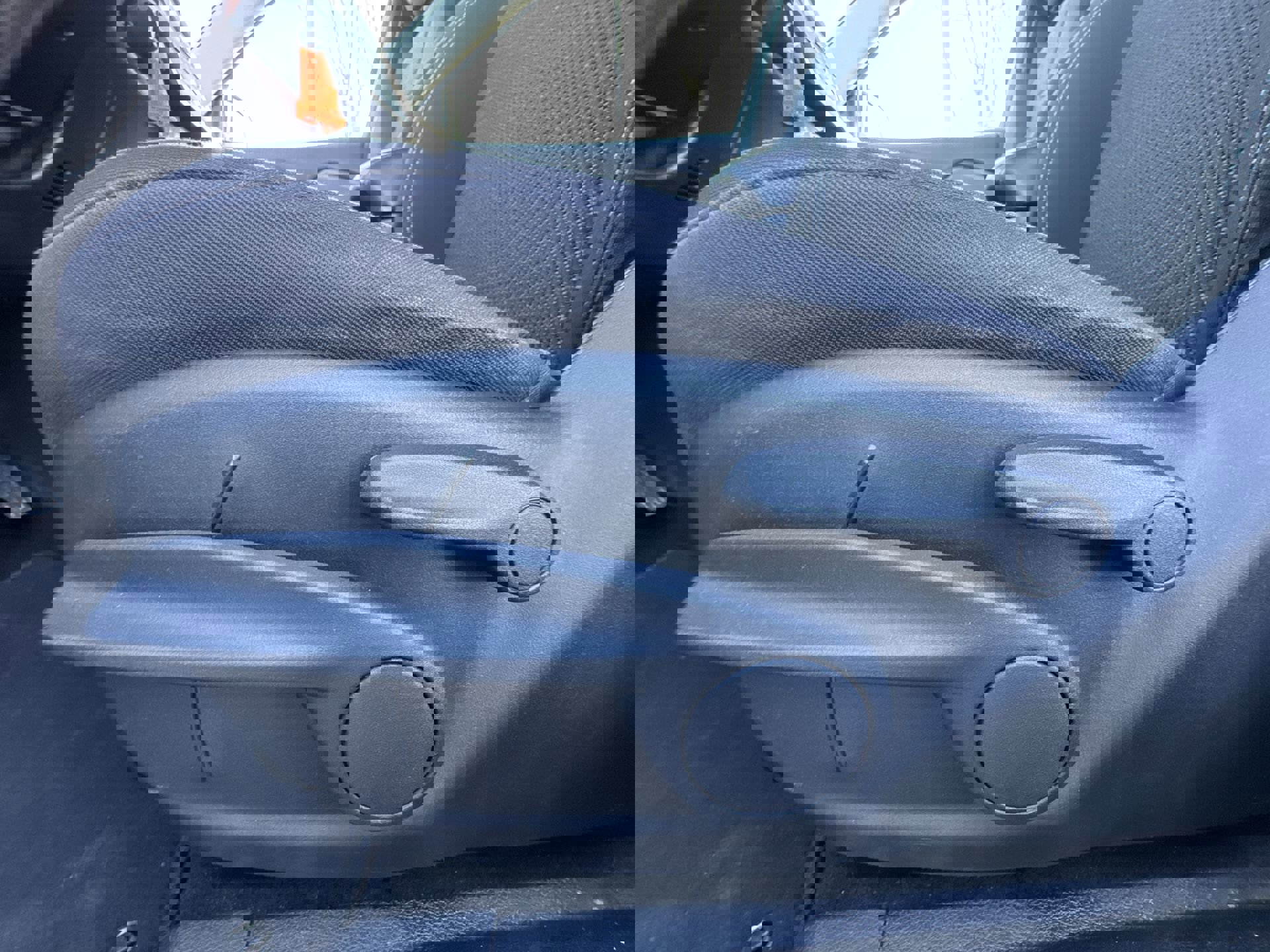 Used 2020 Jeep Cherokee Latitude image 12