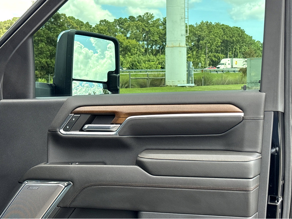 New 2024 Chevrolet Silverado 3500 High Country w/ Technology Package image 18