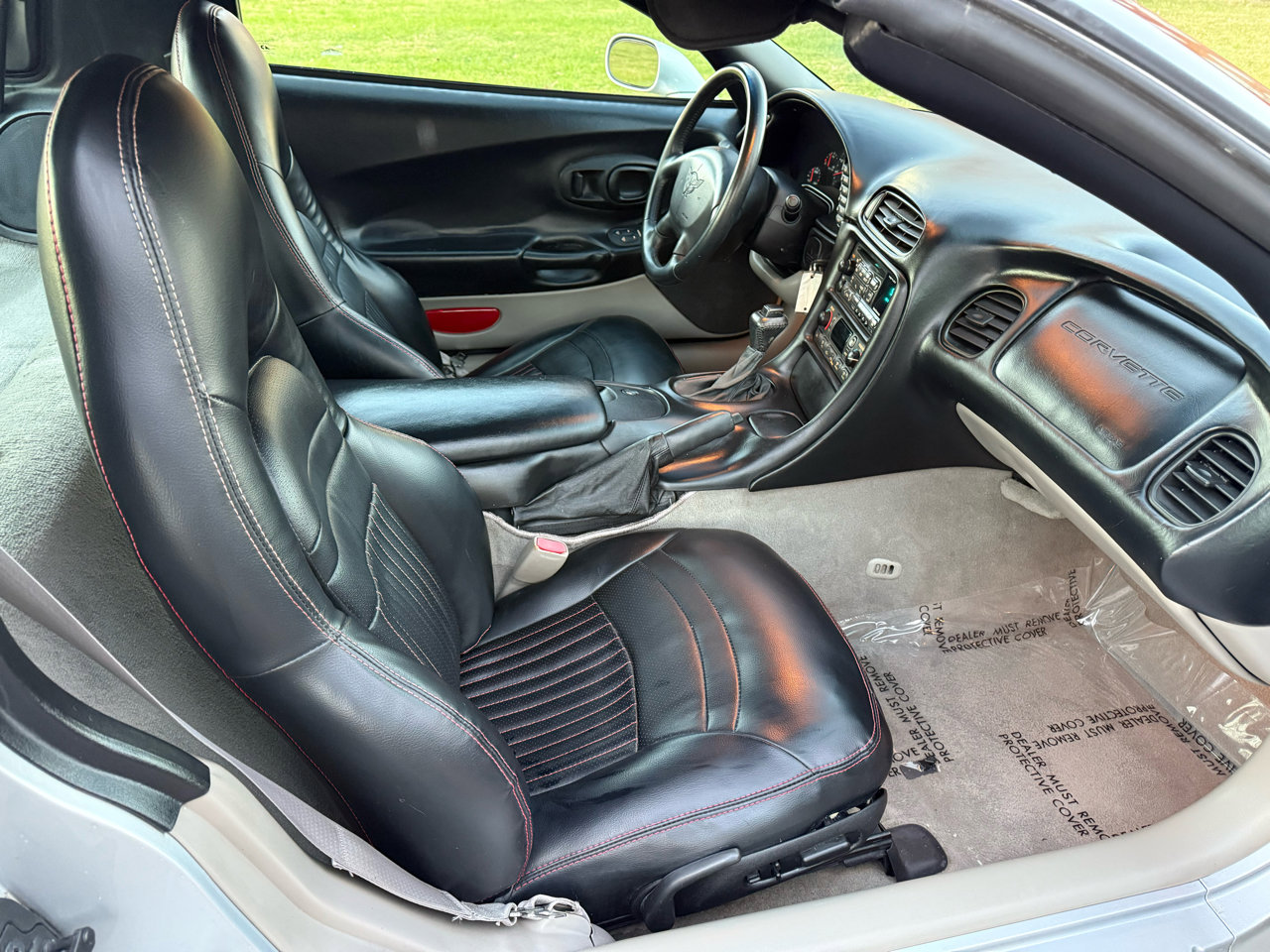 Used 1997 Chevrolet Corvette Coupe w/ Memory Pkg image 14